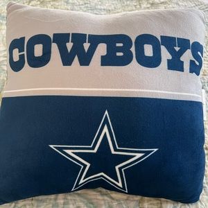 DALLAS COWBOYS DECOR PILLOWS 2-PACK NWOT